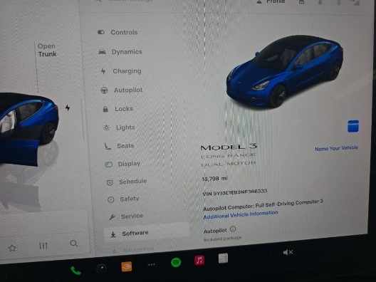 2022 Tesla Model 3 - Image 4 of 6