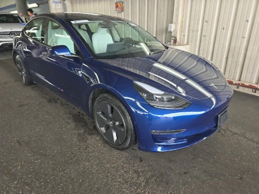 2022 Tesla Model 3 - Image 2 of 6