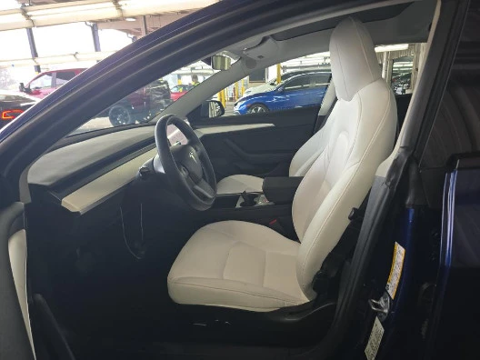 2022 Tesla Model 3 - Image 5 of 6