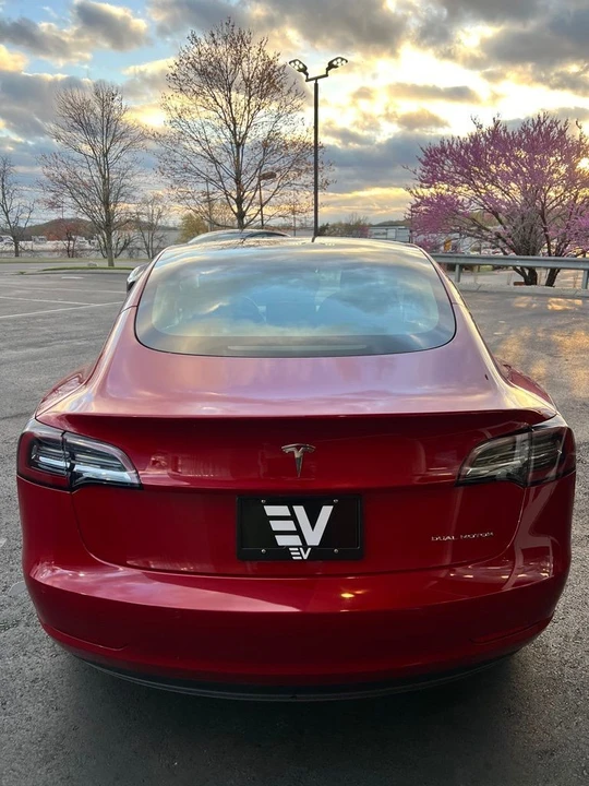 2022 Tesla Model 3 - Image 5 of 16