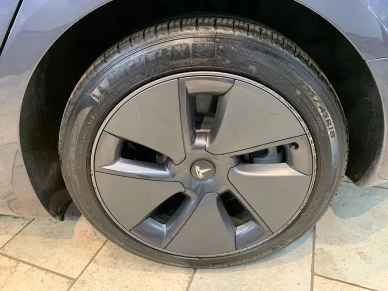 2022 Tesla Model 3 - Image 11 of 12