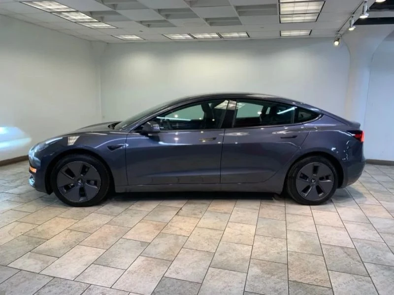 2022 Tesla Model 3 - Image 4 of 12