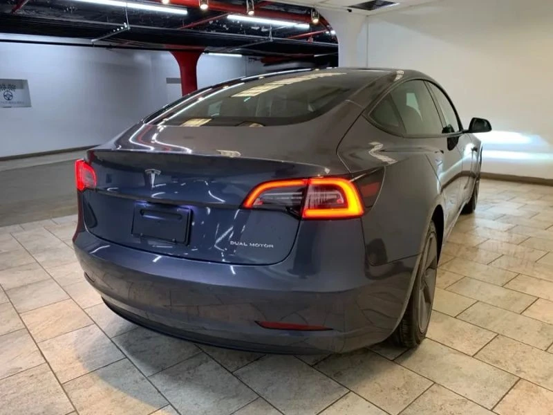 2022 Tesla Model 3 - Image 7 of 12