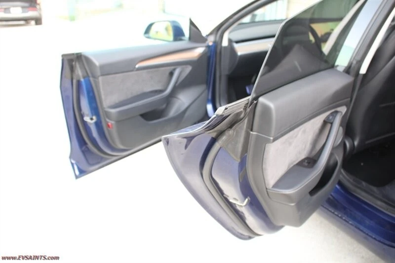 2022 Tesla Model 3 - Image 11 of 19
