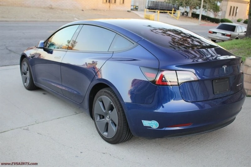 2022 Tesla Model 3 - Image 5 of 19