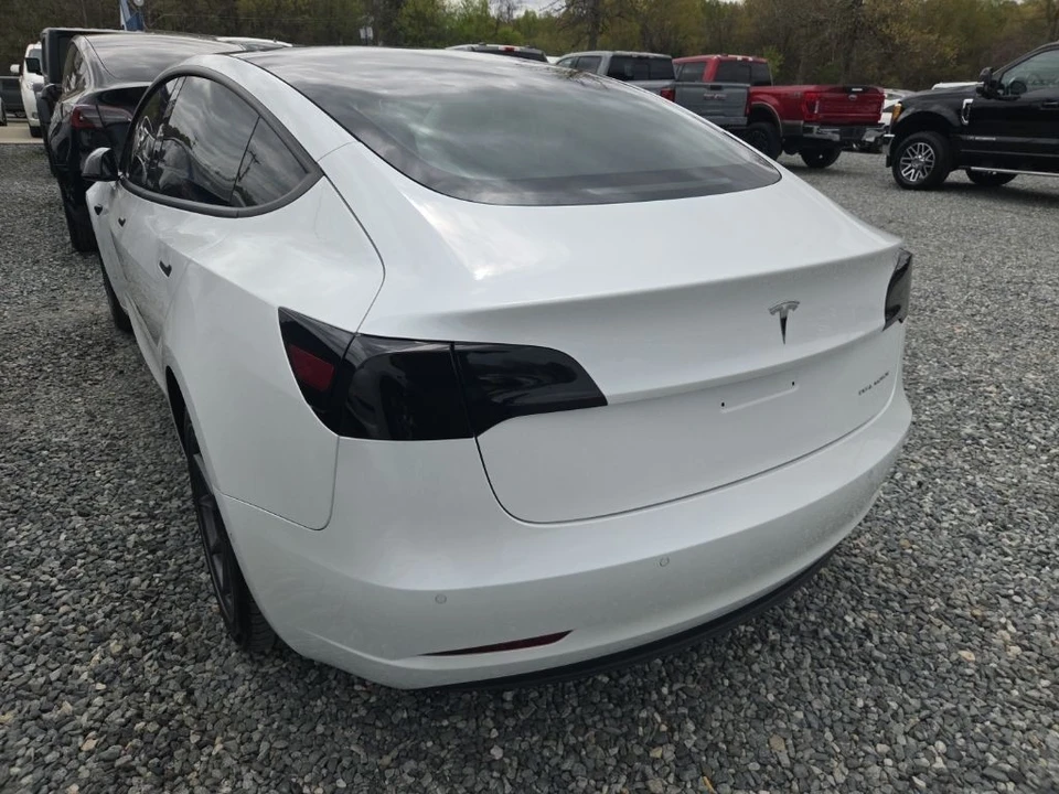 2022 Tesla Model 3 - Image 7 of 7