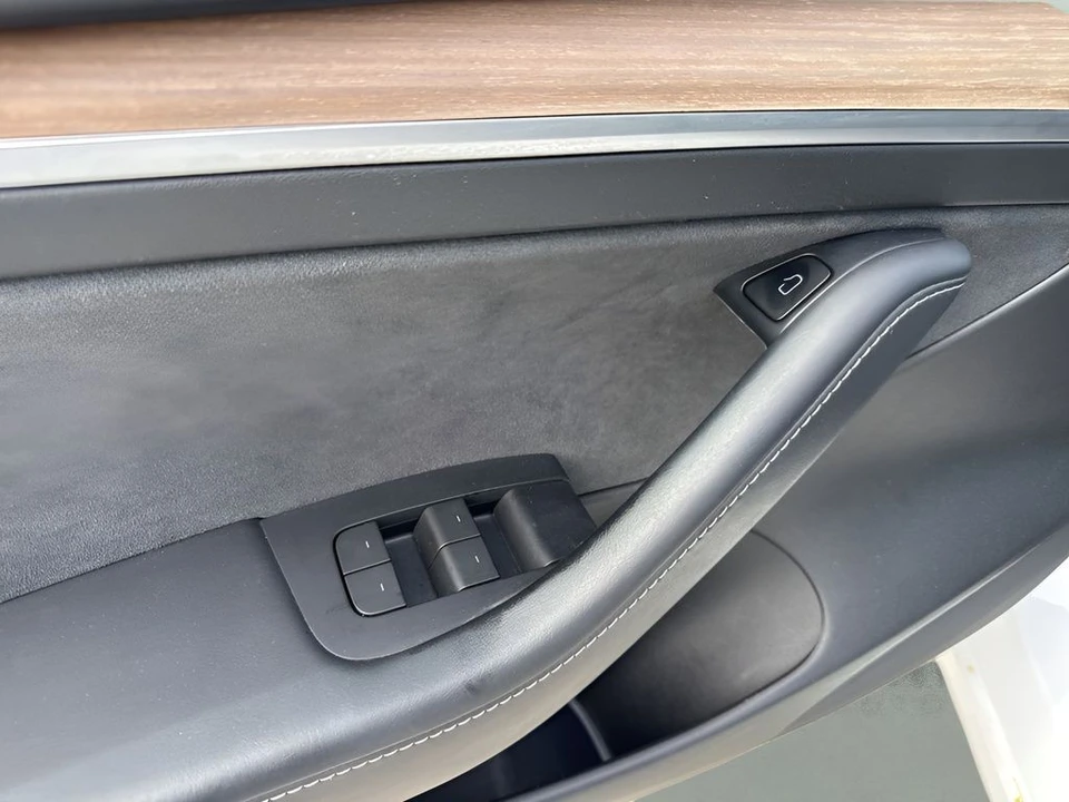 2022 Tesla Model 3 - Image 29 of 31