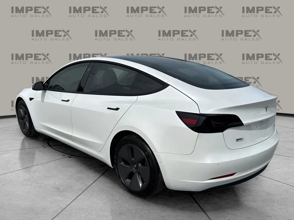 2022 Tesla Model 3 - Image 4 of 31