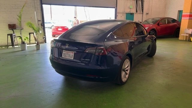 2022 Tesla Model 3 - Image 4 of 6