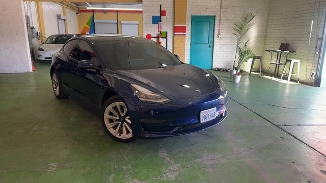 2022 Tesla Model 3 - Image 2 of 6