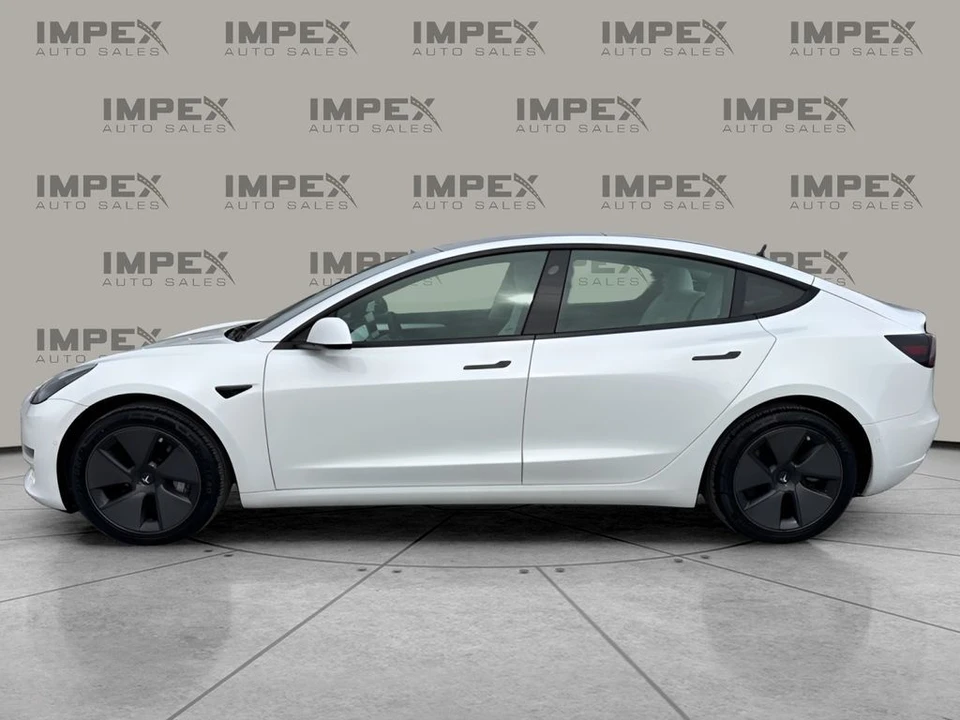 2022 Tesla Model 3 - Image 2 of 12
