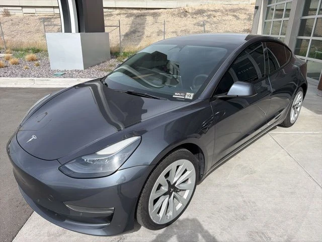 2022 Tesla Model 3 - Image 4 of 21