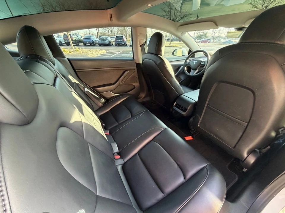 2022 Tesla Model 3 - Image 14 of 16