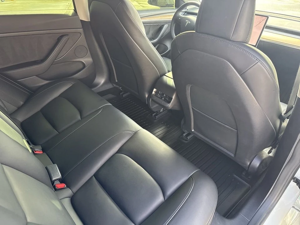 2022 Tesla Model 3 - Image 19 of 21