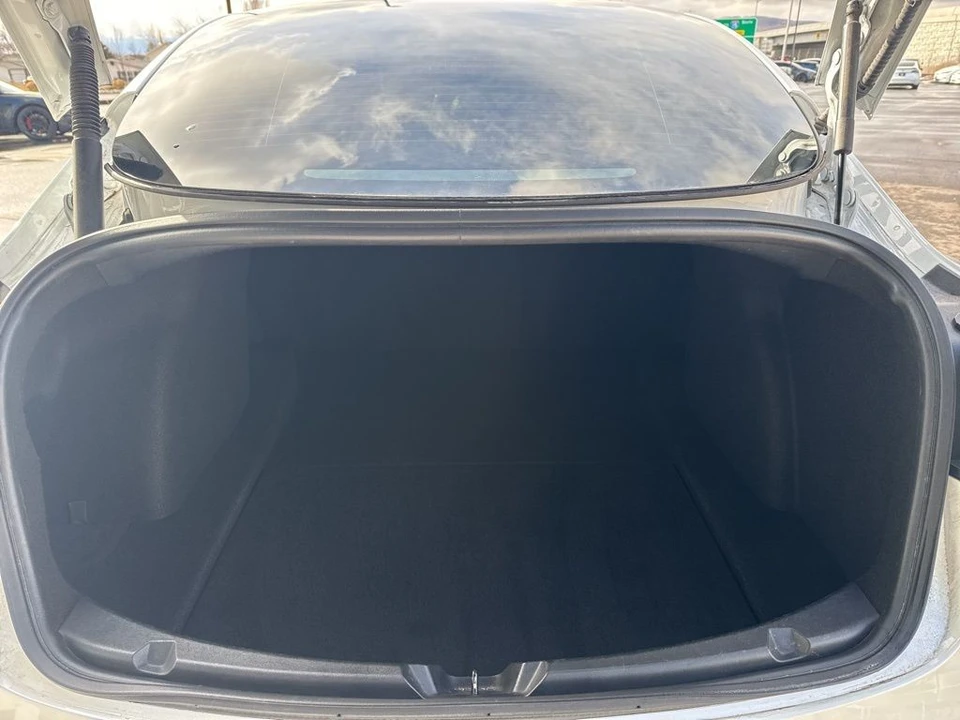 2022 Tesla Model 3 - Image 17 of 21
