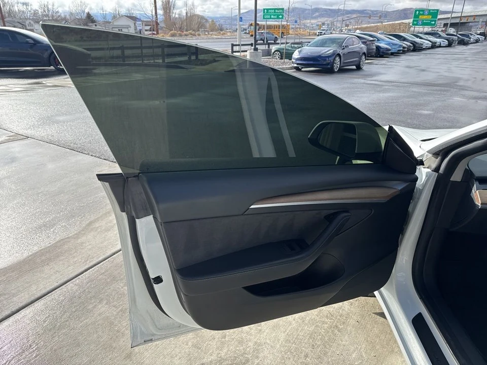 2022 Tesla Model 3 - Image 11 of 21