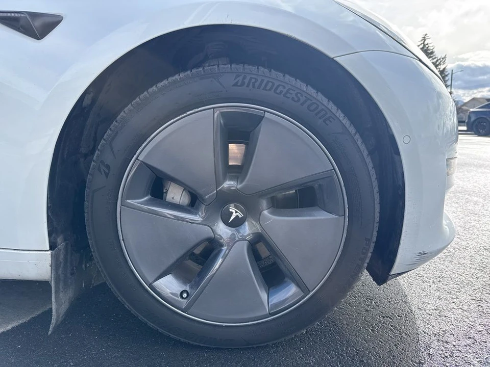2022 Tesla Model 3 - Image 10 of 21