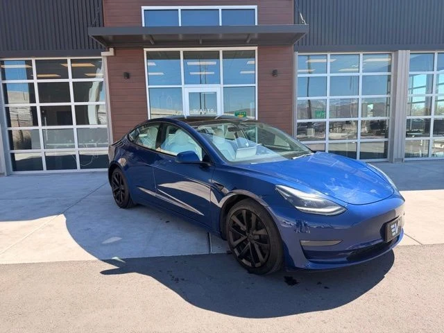 2022 Tesla Model 3 - Image 2 of 21