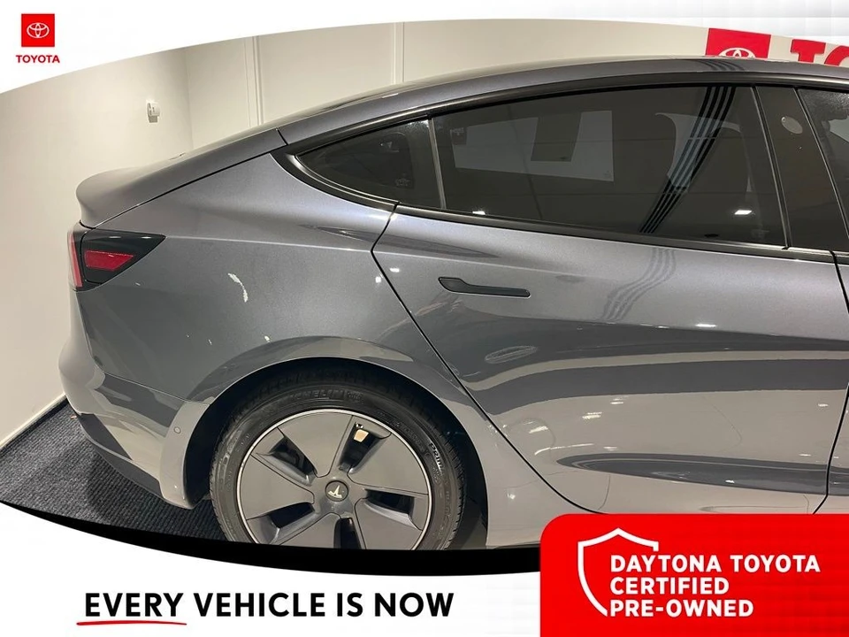2022 Tesla Model 3 - Image 6 of 12