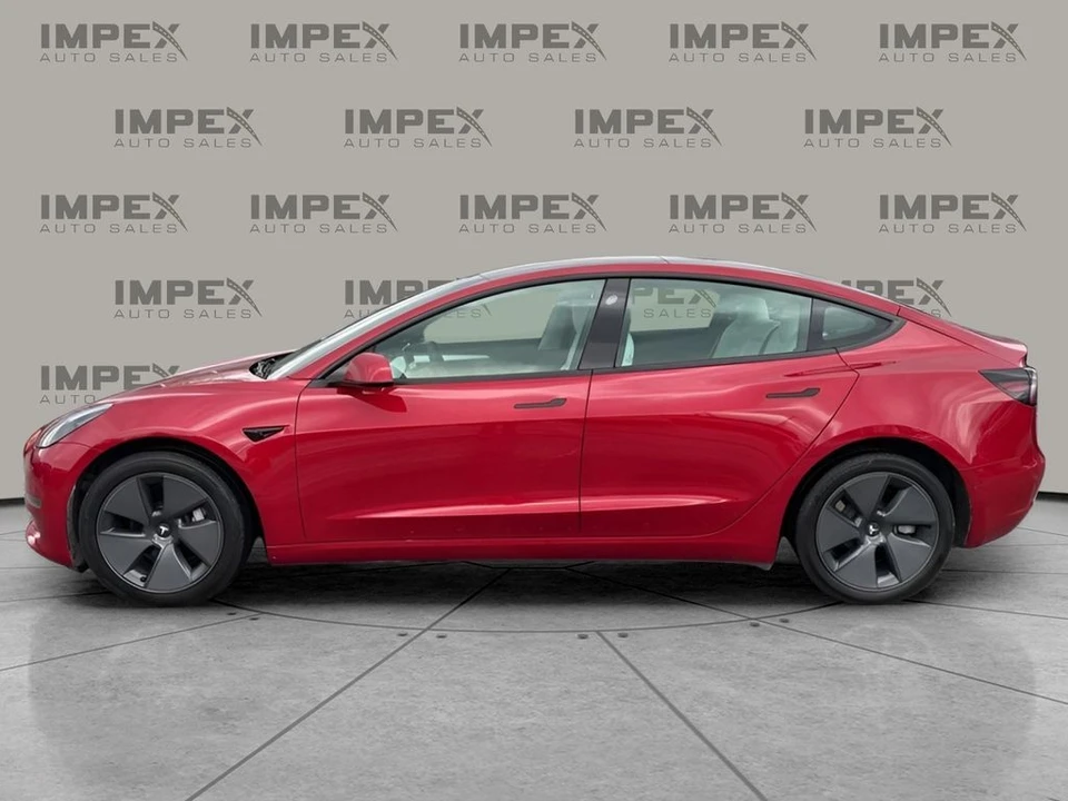 2022 Tesla Model 3 - Image 2 of 21
