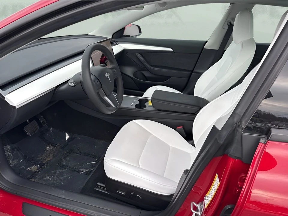2022 Tesla Model 3 - Image 9 of 21