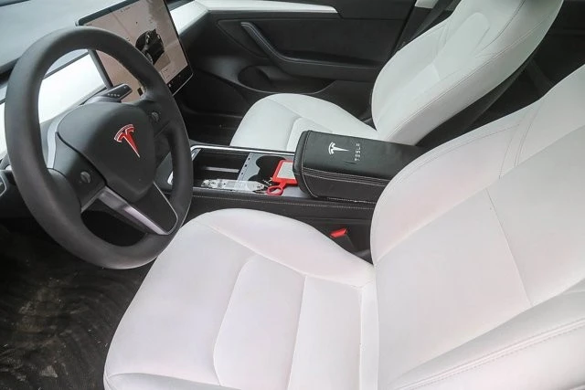 2022 Tesla Model 3 - Image 5 of 19