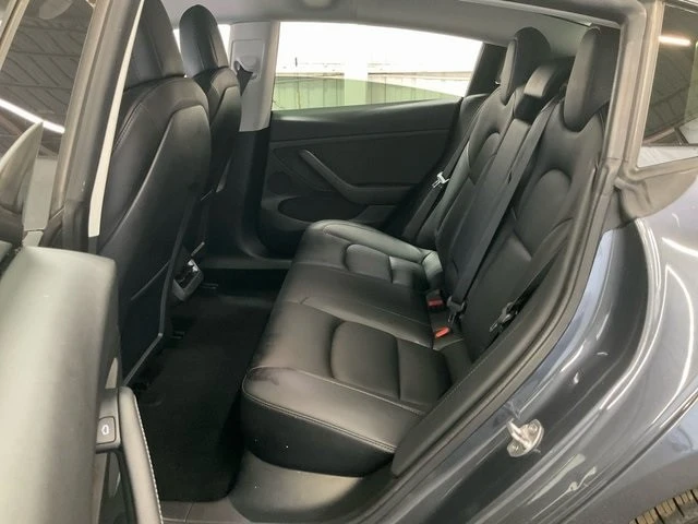 2022 Tesla Model 3 - Image 6 of 7