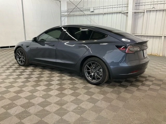 2022 Tesla Model 3 - Image 2 of 7