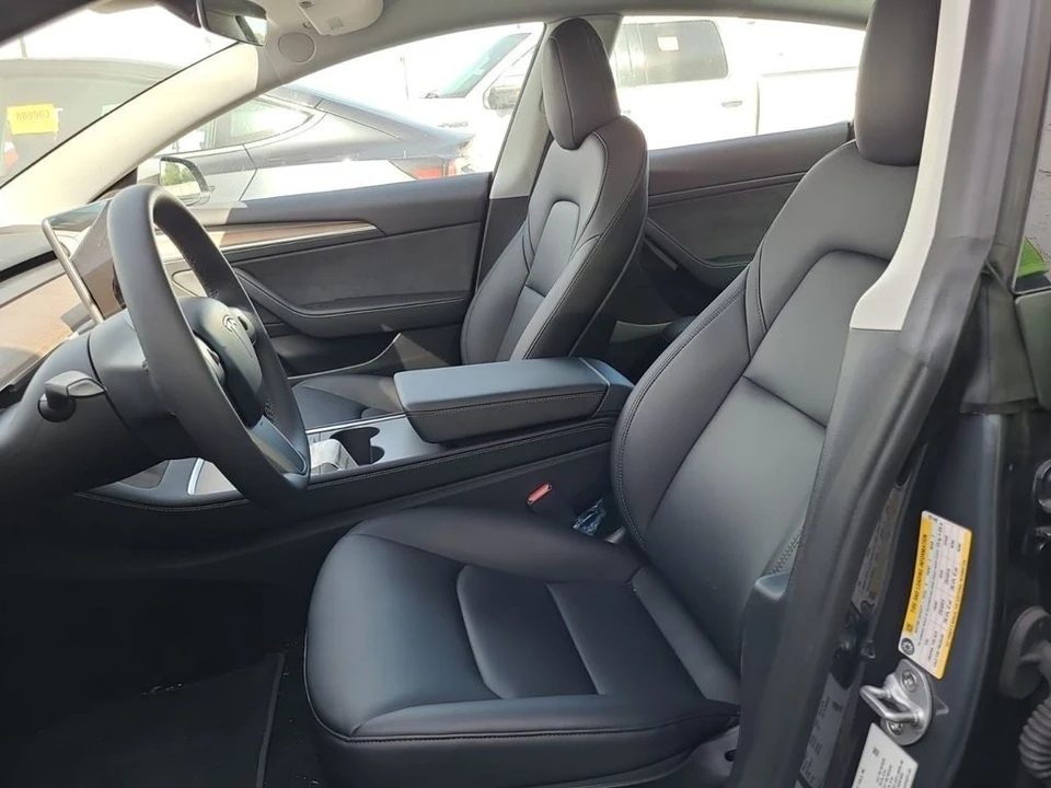 2022 Tesla Model 3 - Image 6 of 7