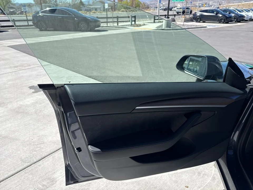 2022 Tesla Model 3 - Image 11 of 21