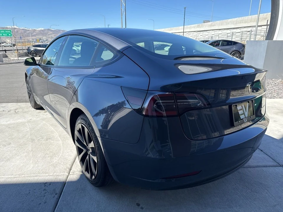 2022 Tesla Model 3 - Image 6 of 21