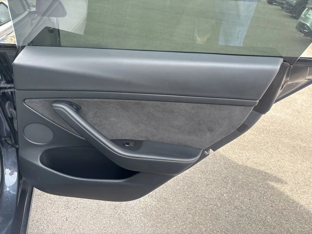 2022 Tesla Model 3 - Image 20 of 21