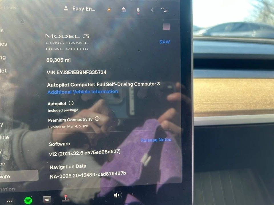 2022 Tesla Model 3 - Image 16 of 17