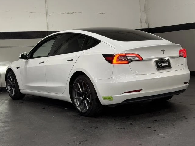 2022 Tesla Model 3 - Image 10 of 12