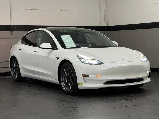 2022 Tesla Model 3 - Image 2 of 12
