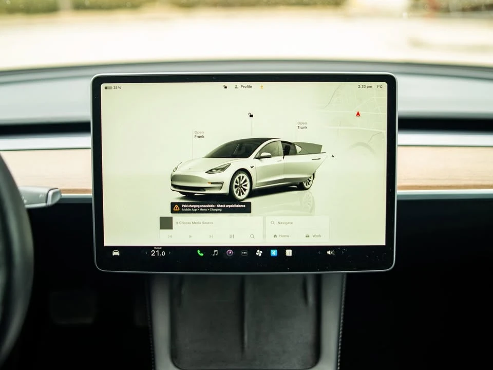 2022 Tesla Model 3 - Image 6 of 17