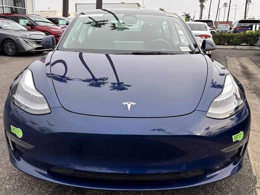 2022 Tesla Model 3 - Image 4 of 7