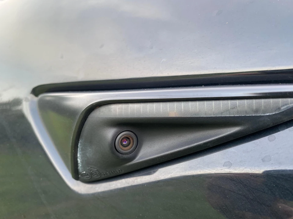 2022 Tesla Model 3 - Image 20 of 31