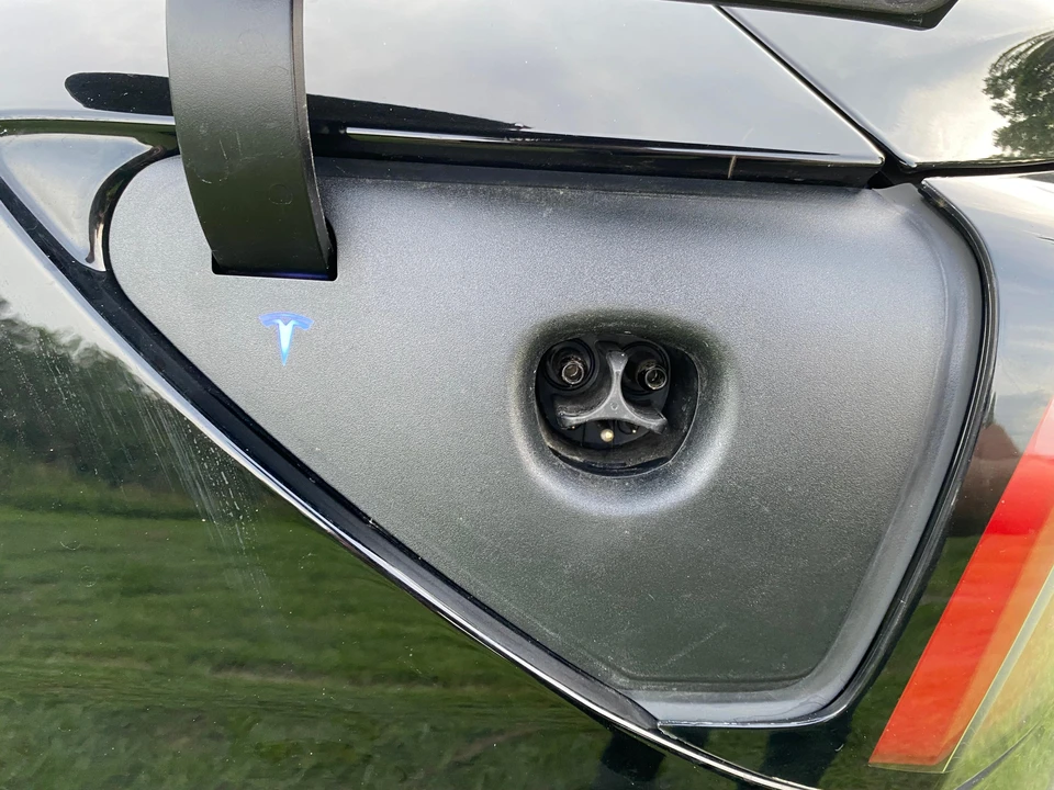 2022 Tesla Model 3 - Image 21 of 31