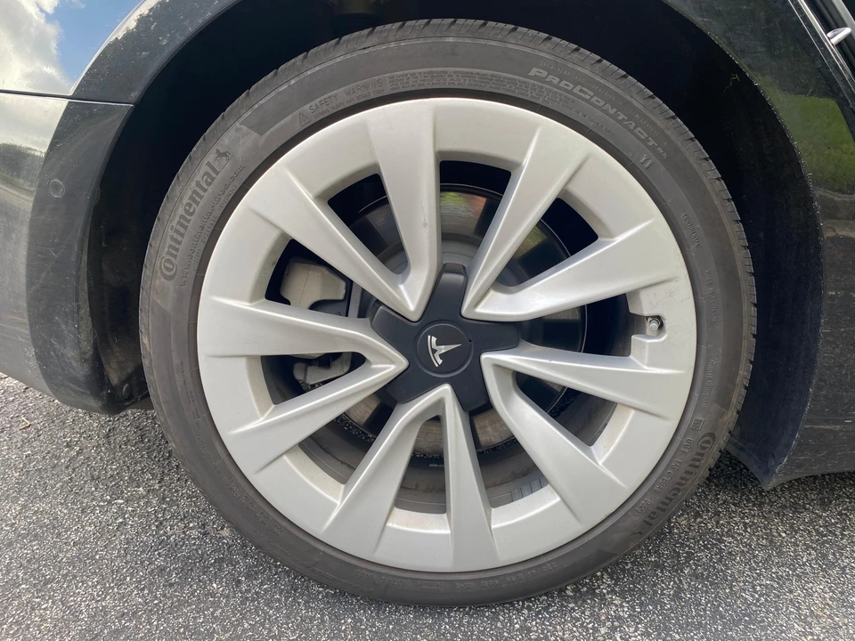2022 Tesla Model 3 - Image 27 of 31