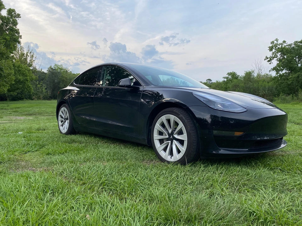 2022 Tesla Model 3 - Image 17 of 31