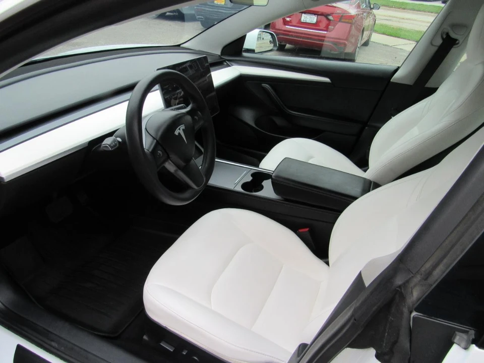 2022 Tesla Model 3 - Image 11 of 30