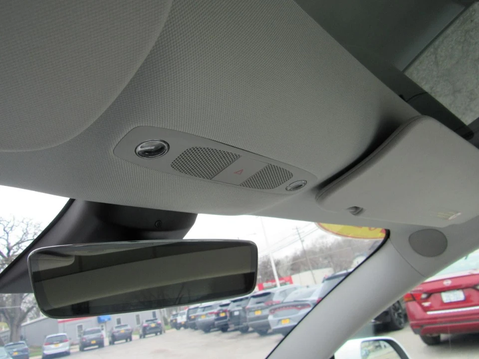 2022 Tesla Model 3 - Image 20 of 30