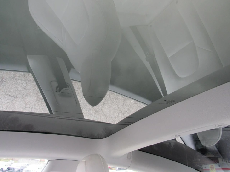 2022 Tesla Model 3 - Image 22 of 30