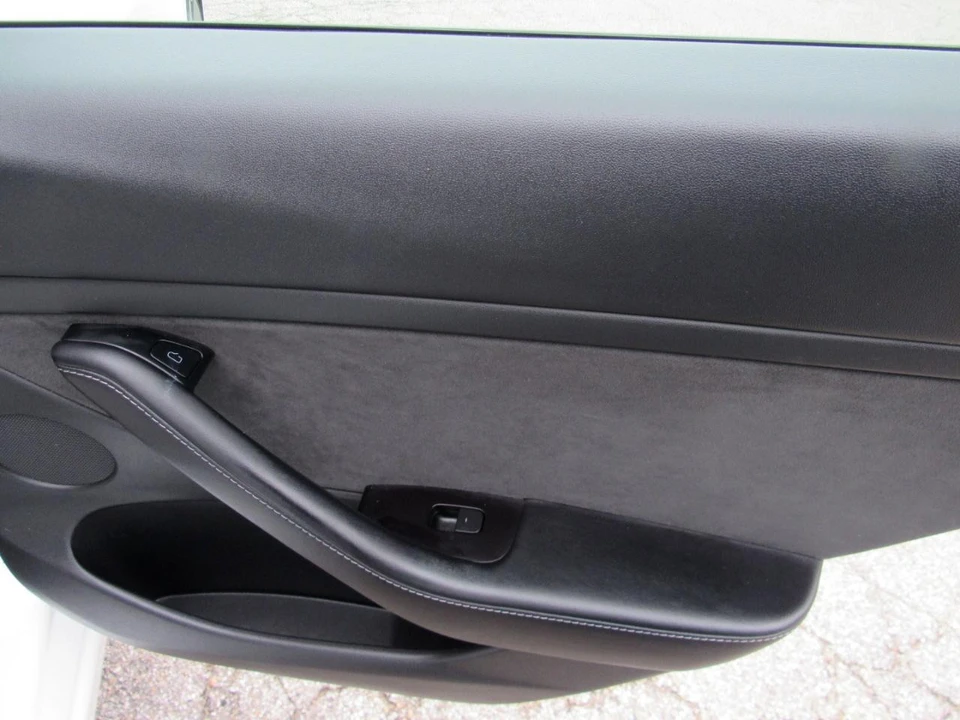 2022 Tesla Model 3 - Image 28 of 30
