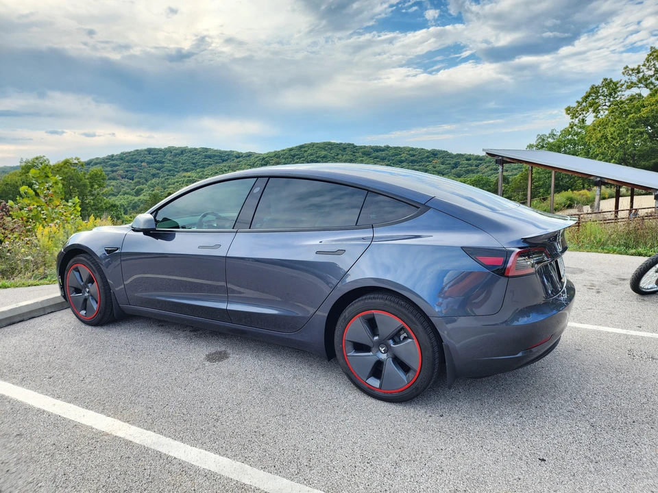 2022 Tesla Model 3 - Image 13 of 26