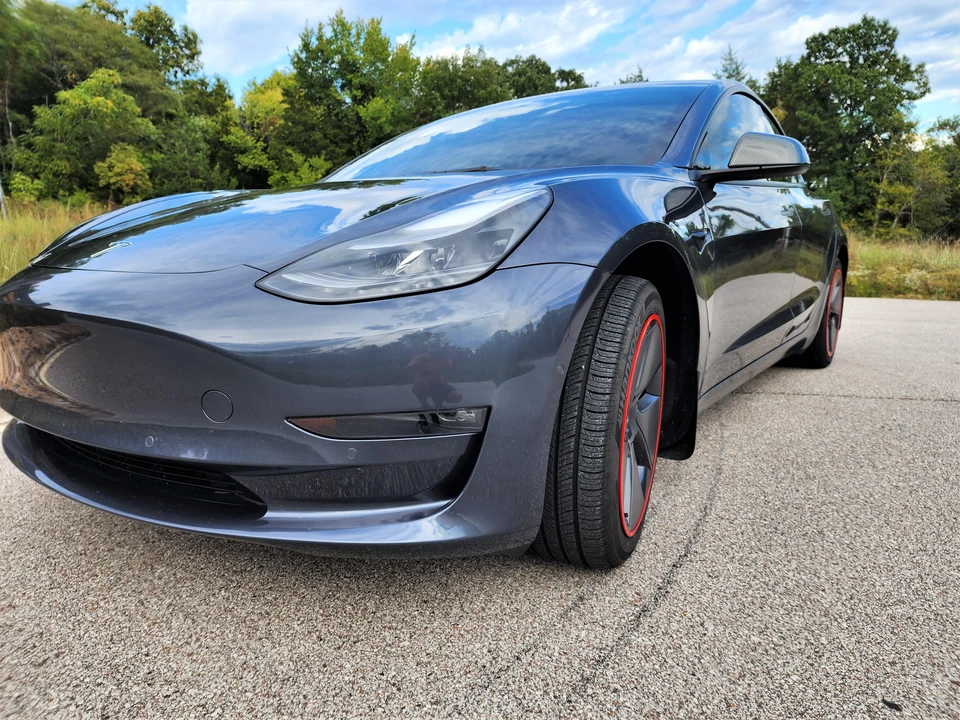 2022 Tesla Model 3 - Image 9 of 26