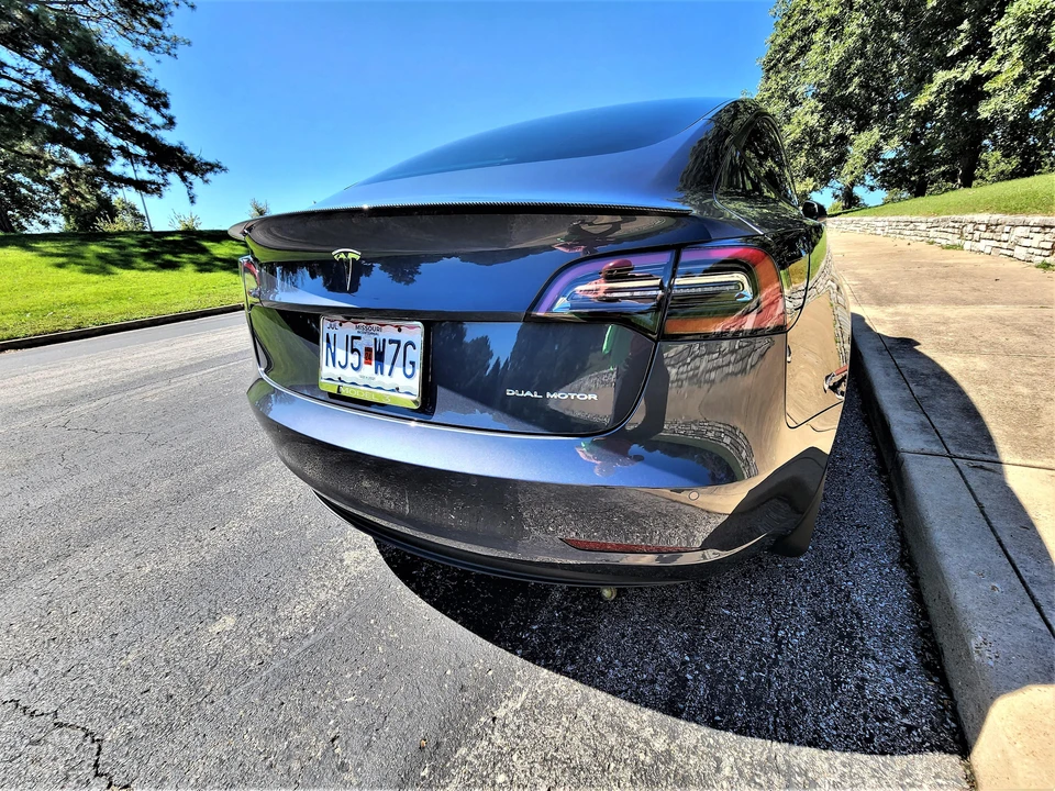 2022 Tesla Model 3 - Image 17 of 26
