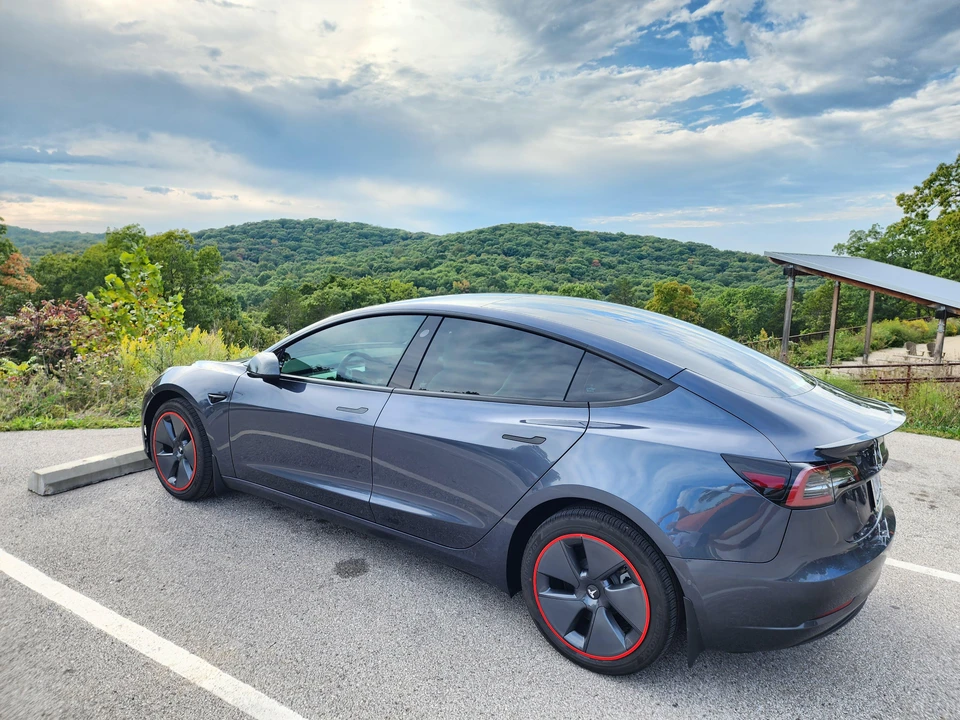 2022 Tesla Model 3 - Image 14 of 26
