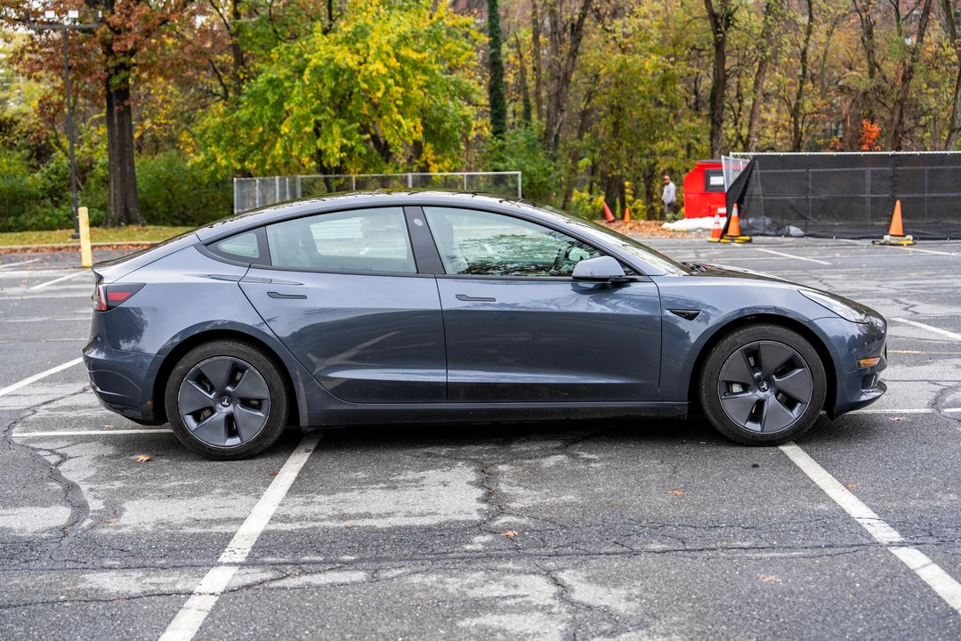 2022 Tesla Model 3 - Image 13 of 31